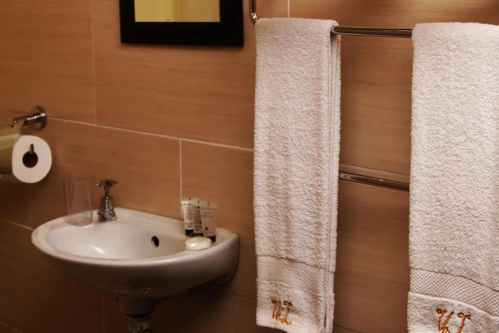 Urban Lifestyles Hotel Nyanda Buitenkant foto
